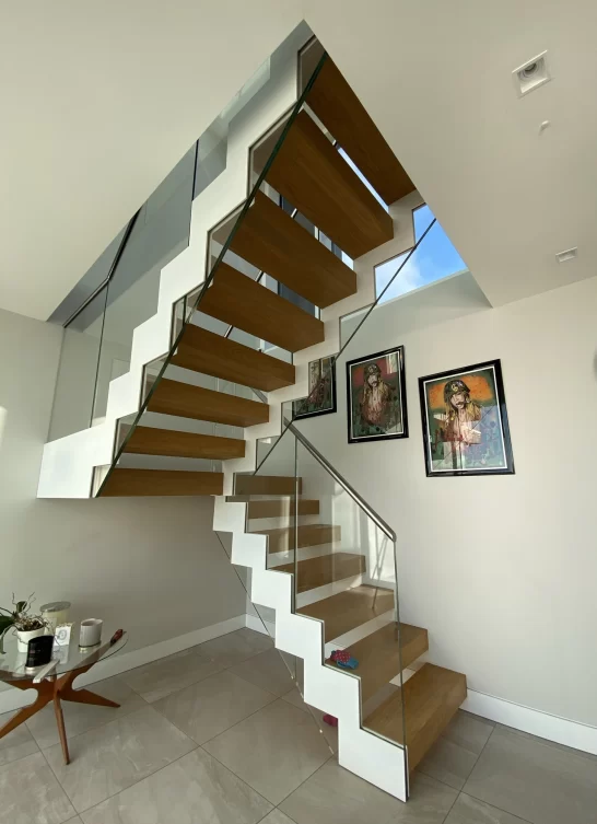 Dog Leg Staircase